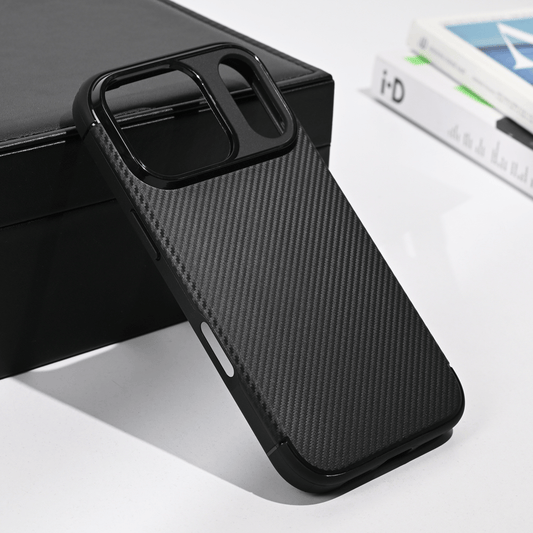 torbica-defender-carbon-za-iphone-17-pro-63-crna-225839-381729