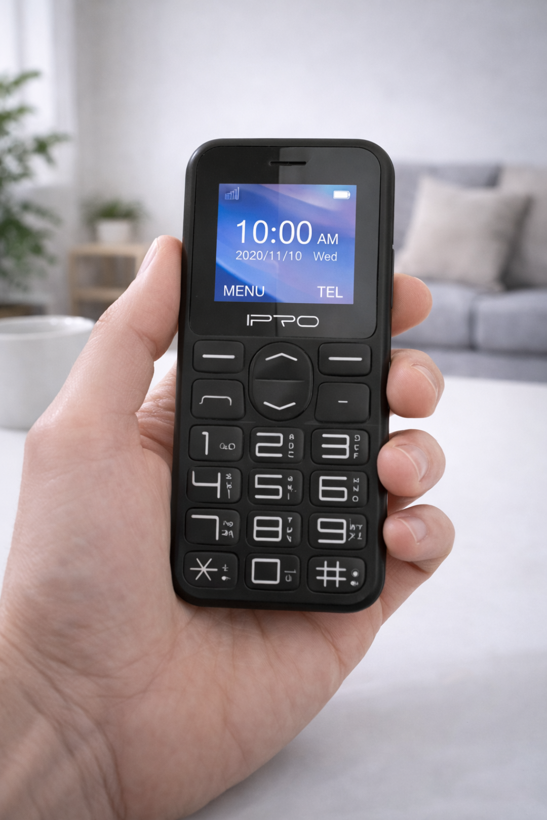 Mali i kompaktan IPRO F183 mobilni telefon