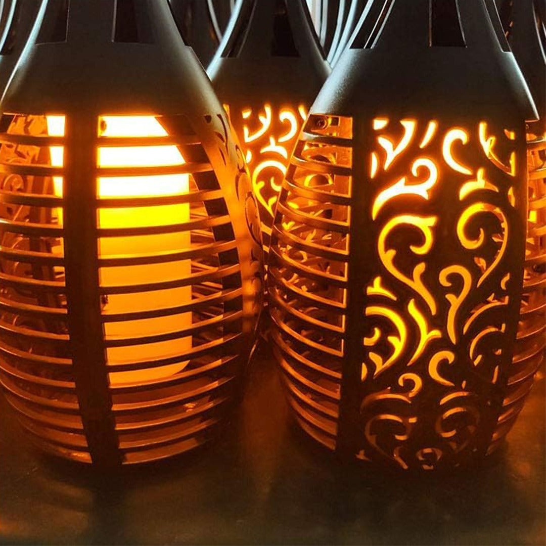 Solarna lampa za baštu u sumrak